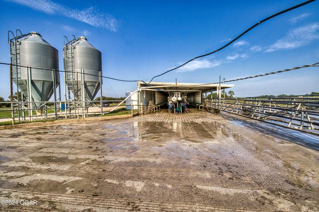 9280 Nova Road, Carthage, MO 64836