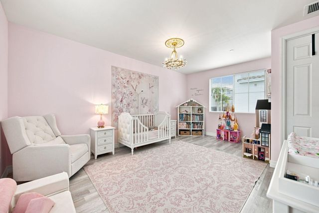 633 NE 11TH Avenue, Fort Lauderdale, FL 33304