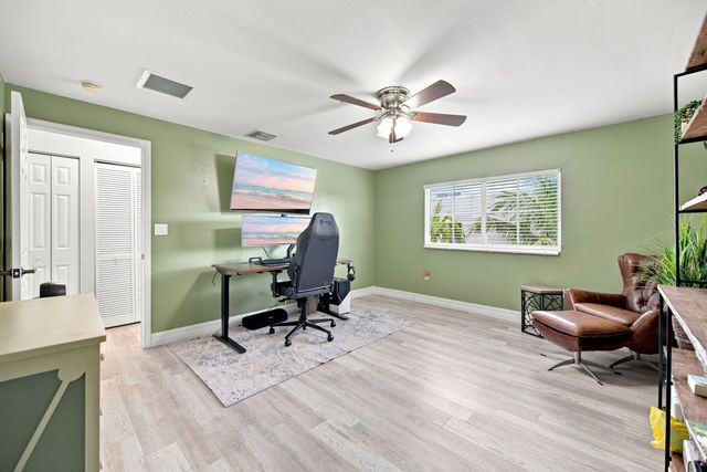 633 NE 11TH Avenue, Fort Lauderdale, FL 33304