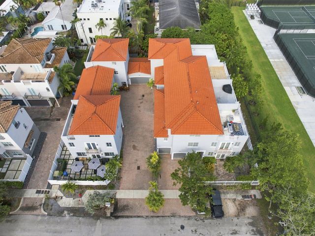633 NE 11TH Avenue, Fort Lauderdale, FL 33304