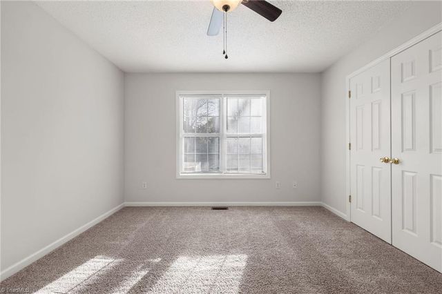 3016 Karlingdale Drive, Greensboro, NC 27455