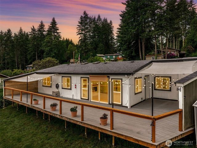 81 E Sea Breeze Drive, Grapeview, WA 98546