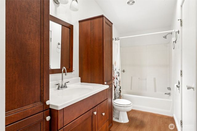 81 E Sea Breeze Drive, Grapeview, WA 98546