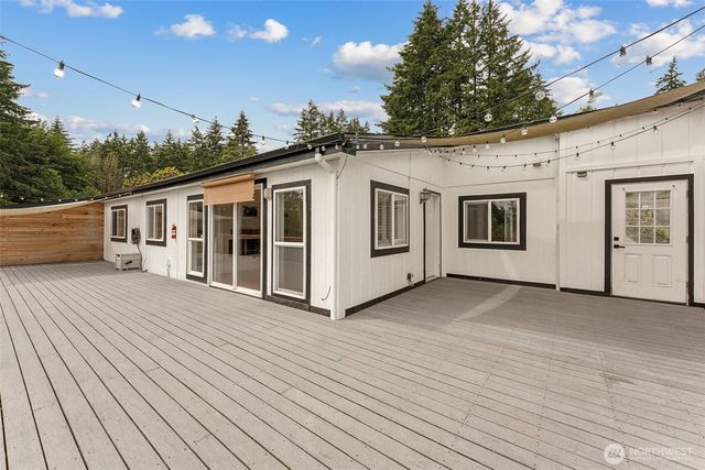 81 E Sea Breeze Drive, Grapeview, WA 98546