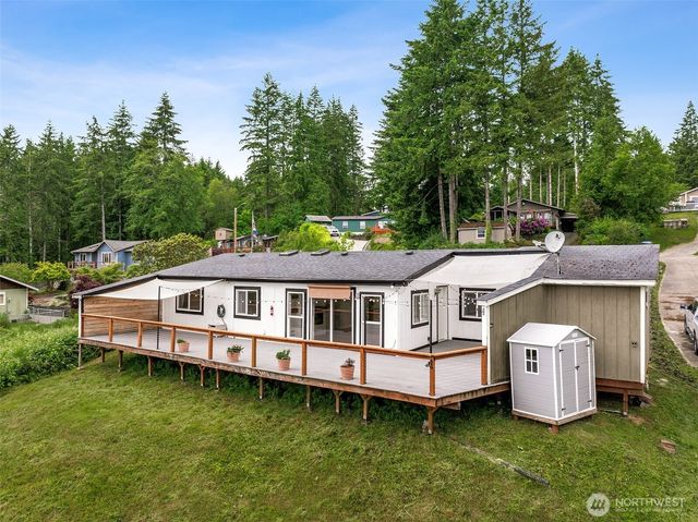 81 E Sea Breeze Drive, Grapeview, WA 98546