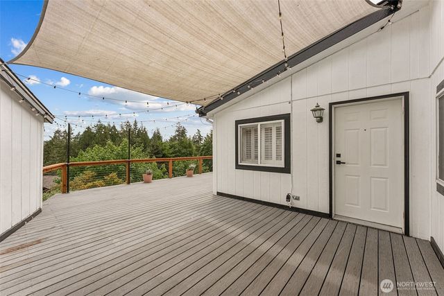 81 E Sea Breeze Drive, Grapeview, WA 98546