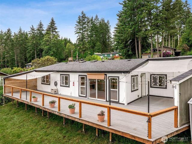 81 E Sea Breeze Drive, Grapeview, WA 98546