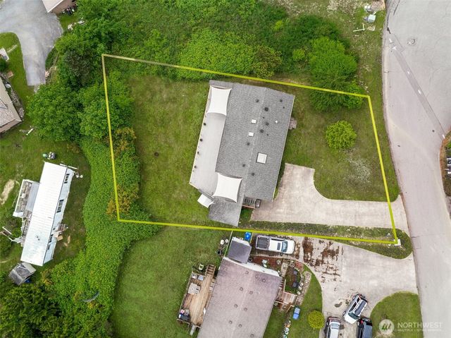 81 E Sea Breeze Drive, Grapeview, WA 98546