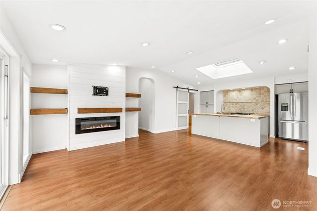 81 E Sea Breeze Drive, Grapeview, WA 98546