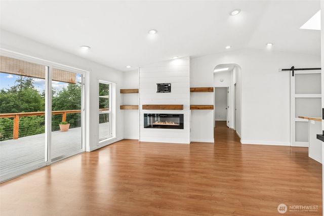 81 E Sea Breeze Drive, Grapeview, WA 98546