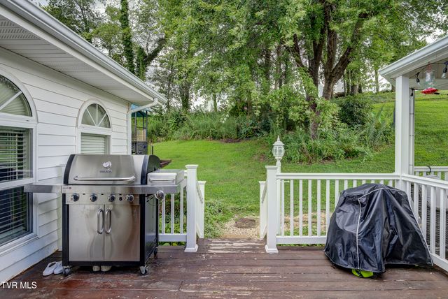 115 Lancelot Drive, Elizabethton, TN 37643