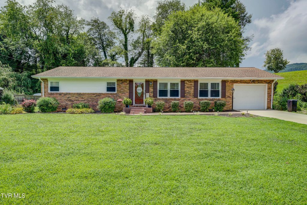 115 Lancelot Drive, Elizabethton, TN 37643
