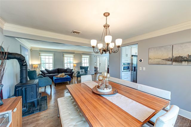 107A Scraggy Hill Road, Port Jefferson, NY 11777