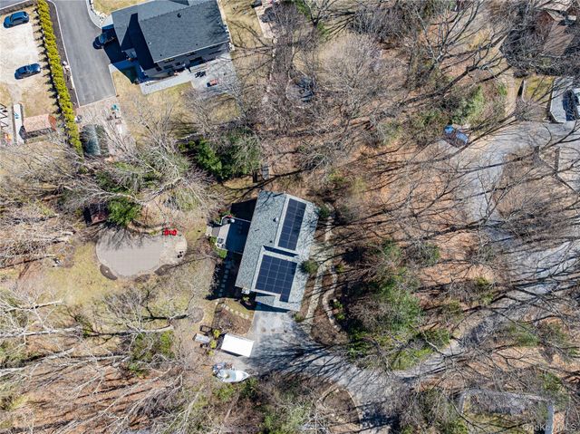 107A Scraggy Hill Road, Port Jefferson, NY 11777