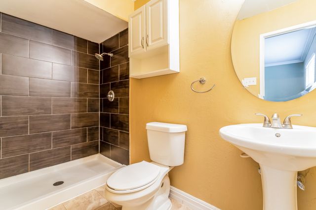 7418 Emory Oak Lane, Dallas, TX 75249