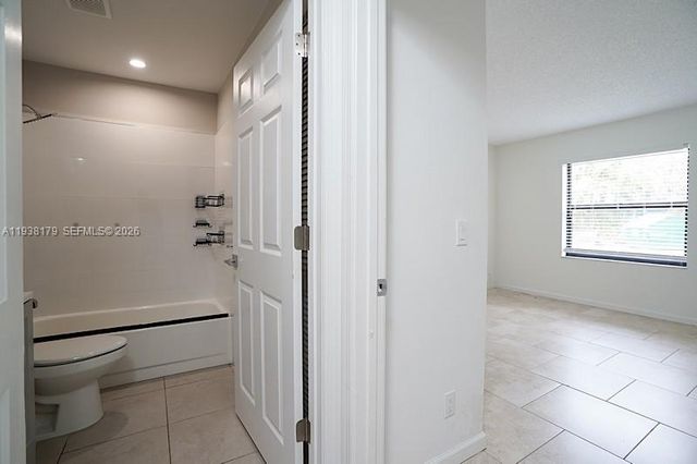 5080 Sanctuary Way D, West Palm Beach, FL 33417