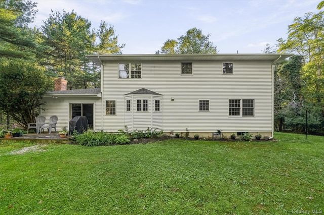 123 Pickerel Road, Monroe, NY 10950