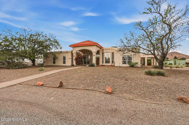6680 Vista Hermosa, Las Cruces, NM 88007