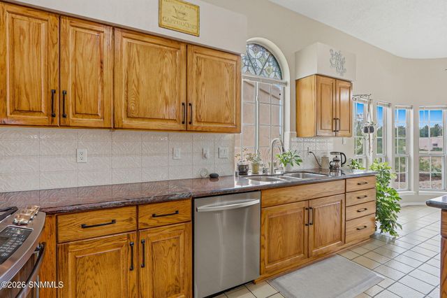 6680 Vista Hermosa, Las Cruces, NM 88007