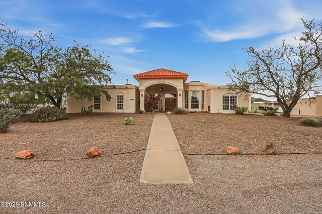 6680 Vista Hermosa, Las Cruces, NM 88007