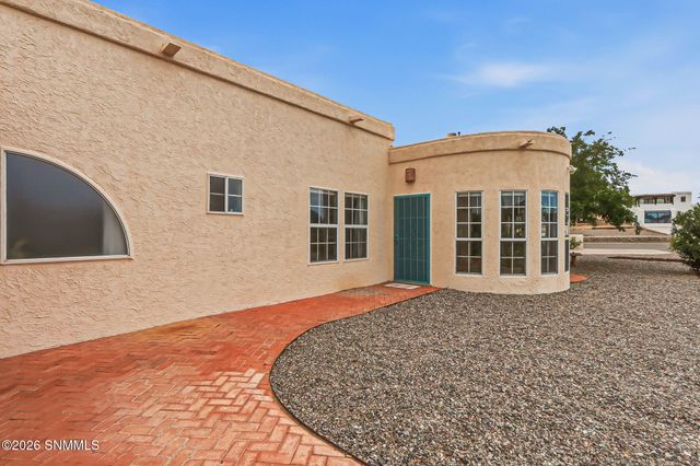 6680 Vista Hermosa, Las Cruces, NM 88007