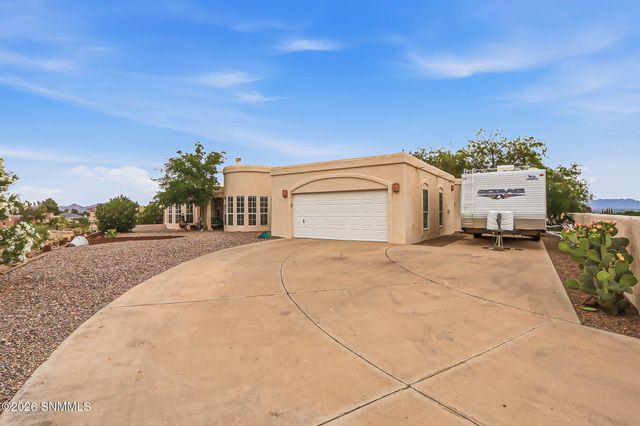6680 Vista Hermosa, Las Cruces, NM 88007