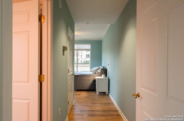 1 Towers Park Ln Apt 212, San Antonio, TX 78209