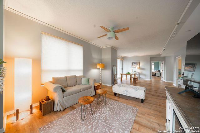 1 Towers Park Ln Apt 212, San Antonio, TX 78209