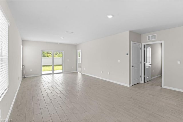 1150 Brooklands DR, Fort Myers, FL 33905