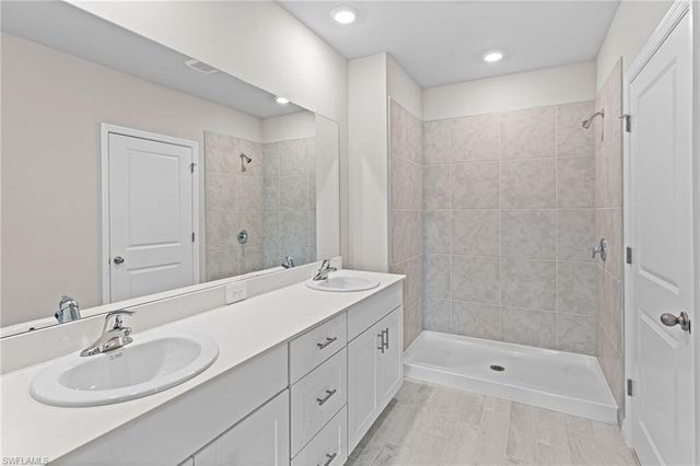 1150 Brooklands DR, Fort Myers, FL 33905