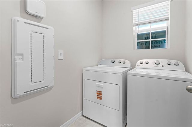 1150 Brooklands DR, Fort Myers, FL 33905