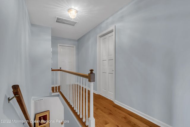 5 Mahoras Drive, Ocean Twp, NJ 07712