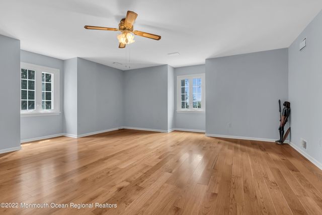 5 Mahoras Drive, Ocean Twp, NJ 07712