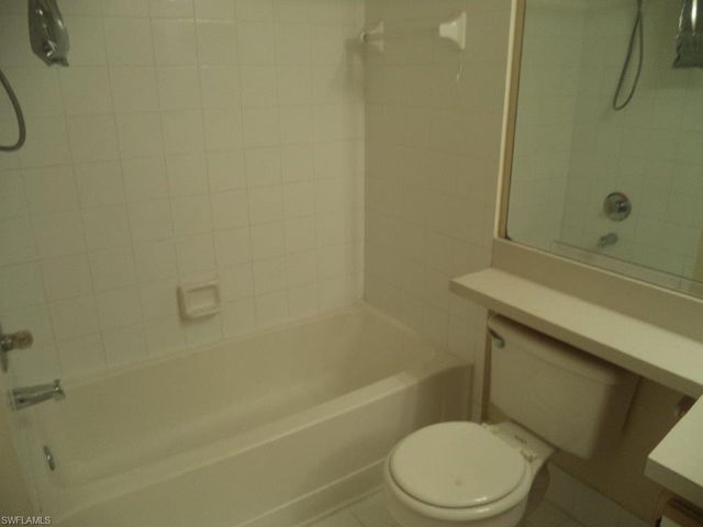 6330 Aragon WAY 108, Fort Myers, FL 33966