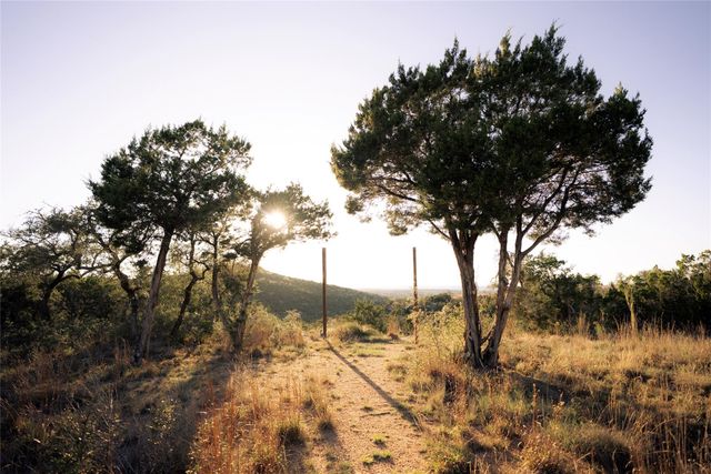 20801 Hamilton Pool RD, Austin, TX 78738