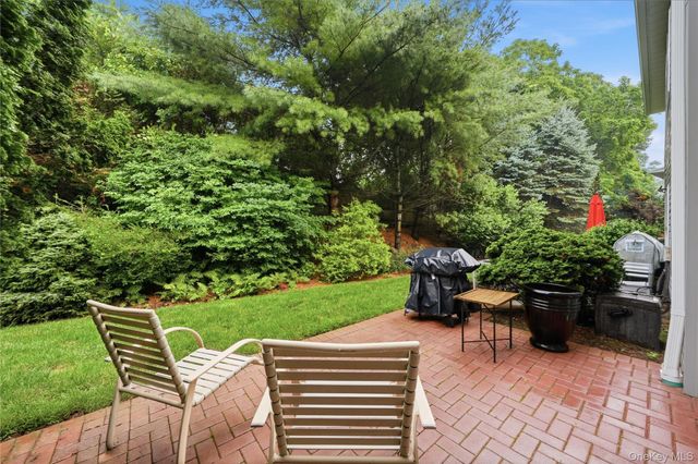 260 Medea Way, Central Islip, NY 11722
