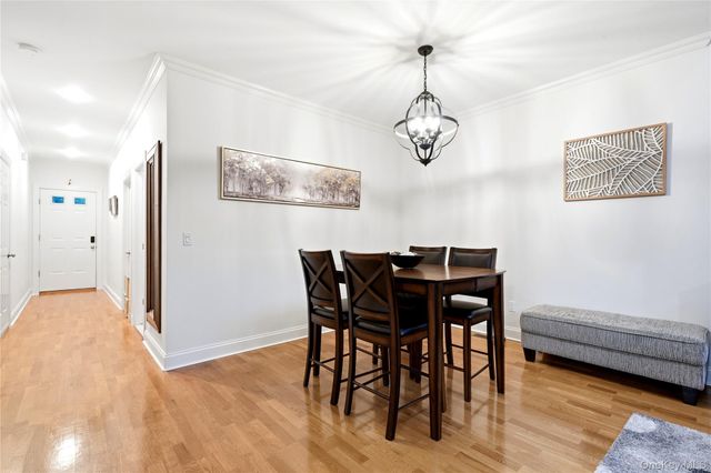 260 Medea Way, Central Islip, NY 11722