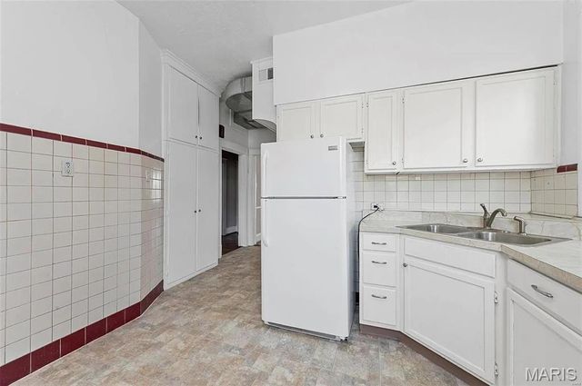 6039 Pershing Avenue, St Louis, MO 63112