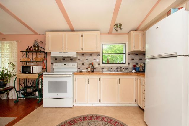 758 Houghton Bridge Road, St. Johnsbury, VT 05819