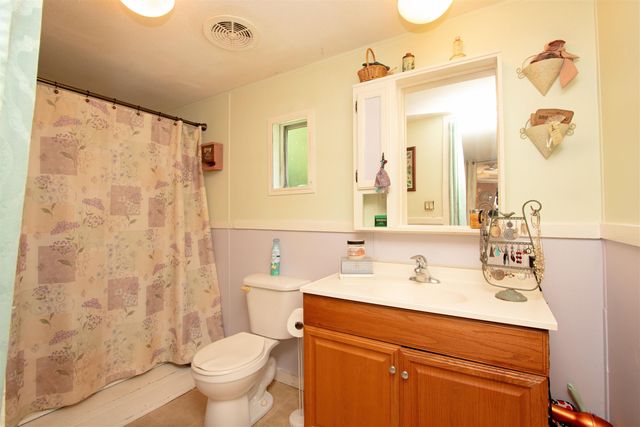 758 Houghton Bridge Road, St. Johnsbury, VT 05819