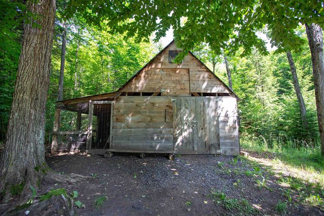 758 Houghton Bridge Road, St. Johnsbury, VT 05819