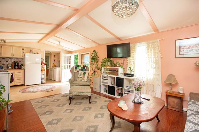 758 Houghton Bridge Road, St. Johnsbury, VT 05819