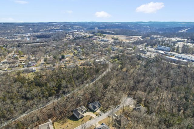 201 Hideaway Street, Branson, MO 65616