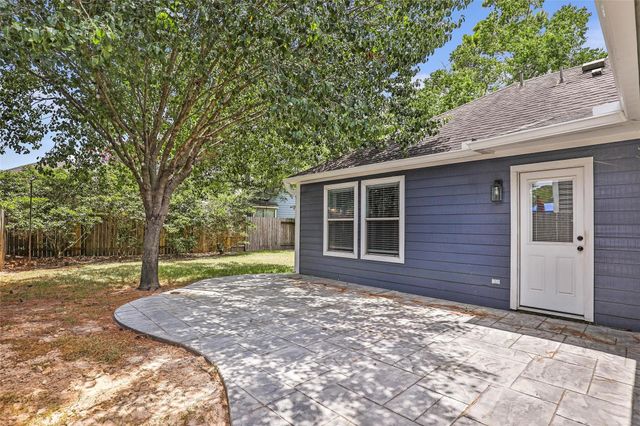 12726 Whistling Springs Drive, Humble, TX 77346