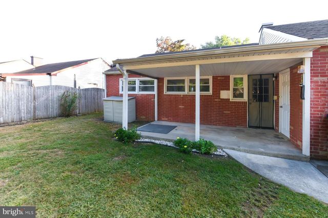 5 PAUL RD, Maple Shade, NJ 08052