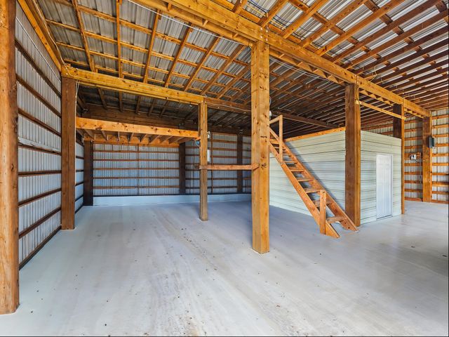 894, 896 S Crystal Beach Road, Crystal Beach, TX 77650