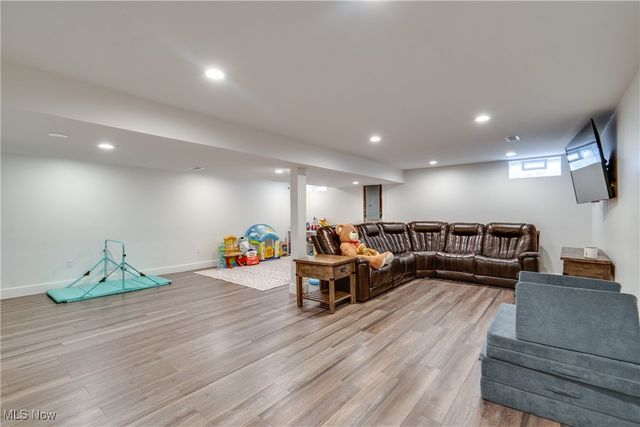 1353 Berkshire Road, Stow, OH 44224