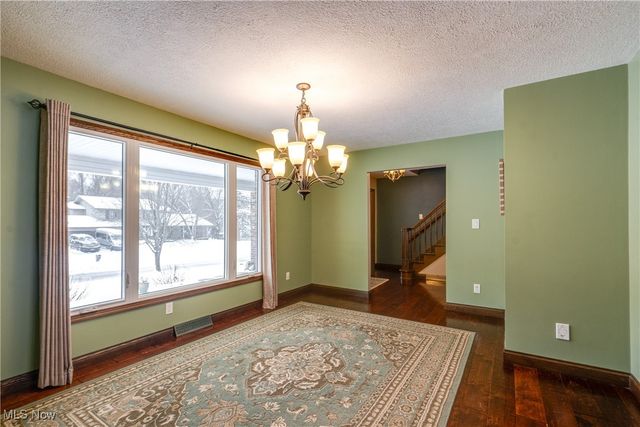 1353 Berkshire Road, Stow, OH 44224