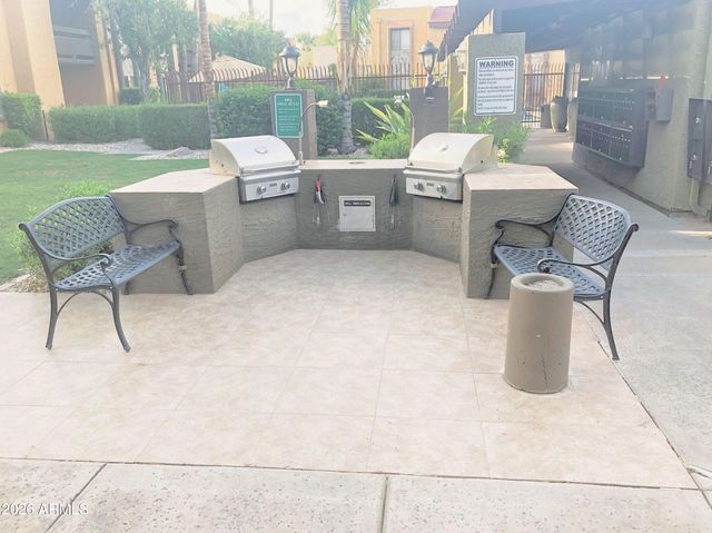 1417 N 80th Lane, Phoenix, AZ 85043