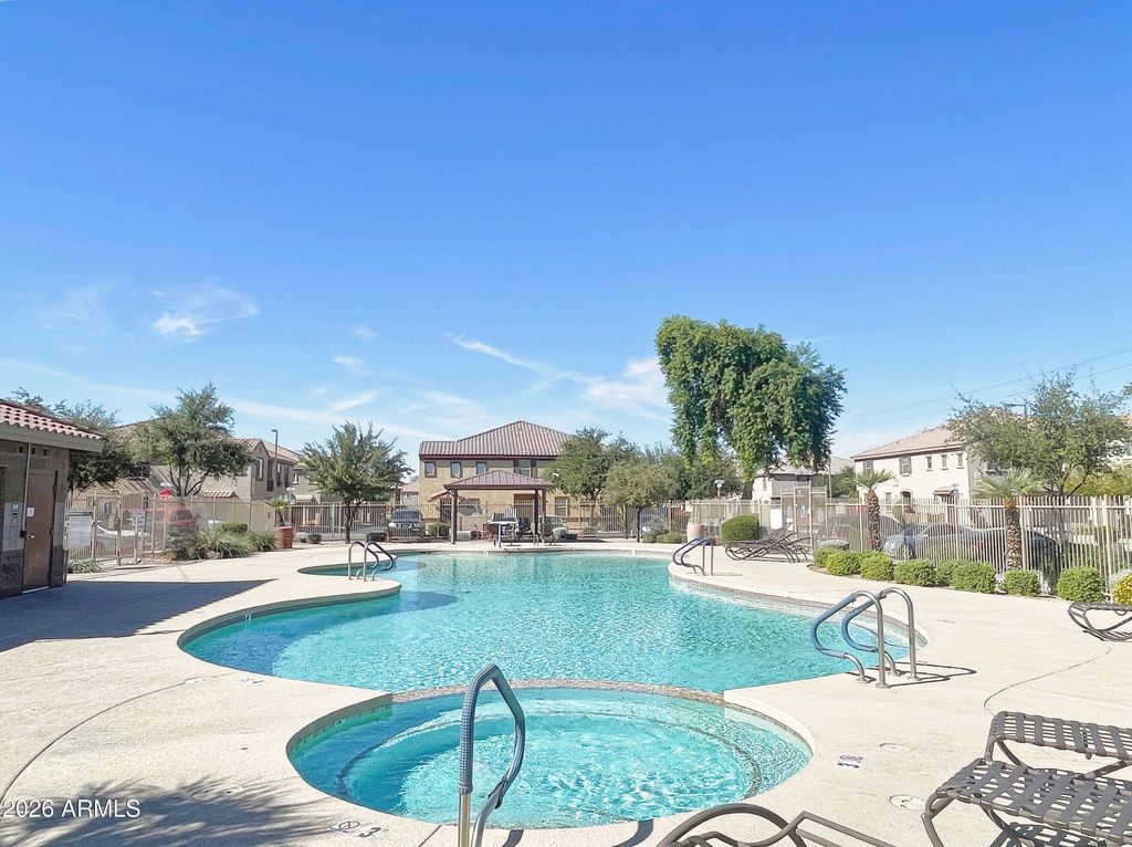 1417 N 80th Lane, Phoenix, AZ 85043